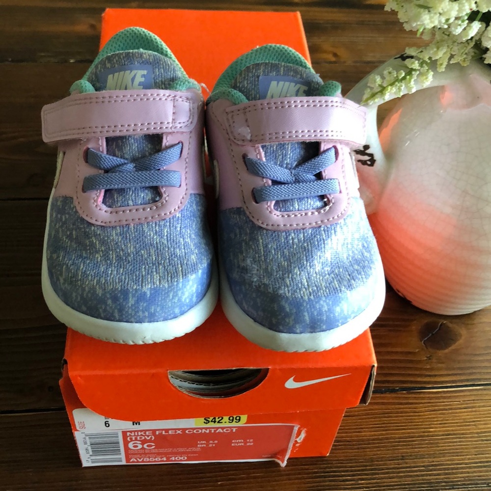 Nike Flex Toddler size 6